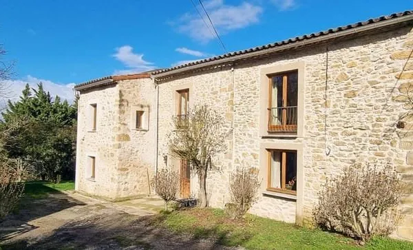 Maison 7 pièces 221 m²