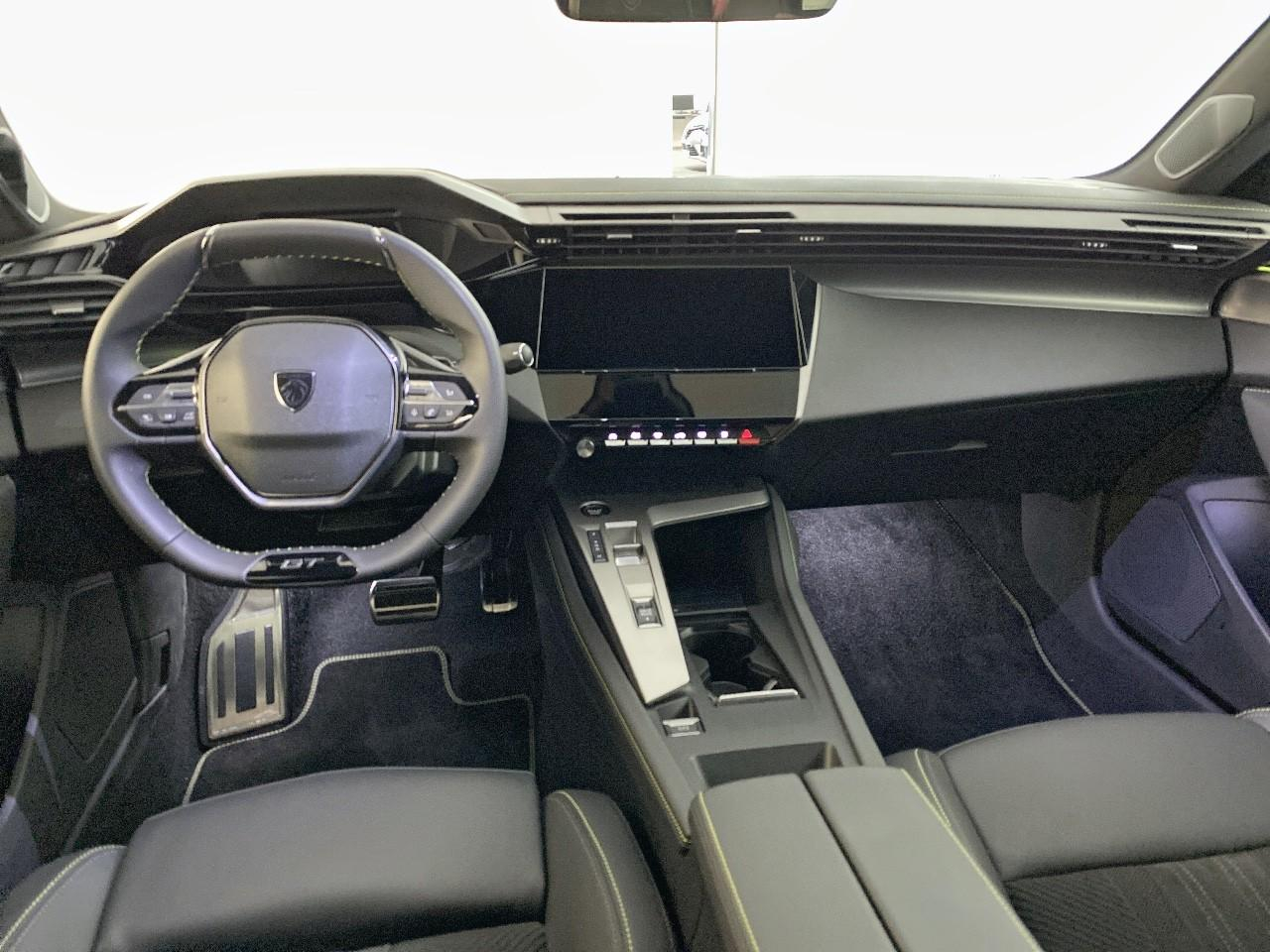 Peugeot 408 hybrid 145 e-dcs6 gt — photo 8