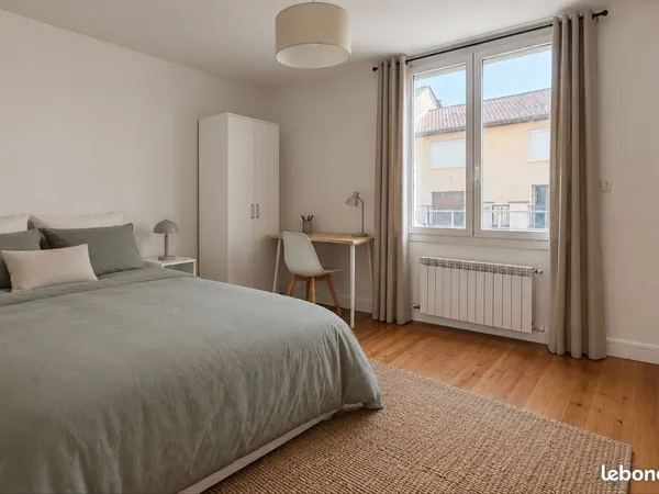 Chambre en colocation - T4 refait à neuf - Proche La Doua