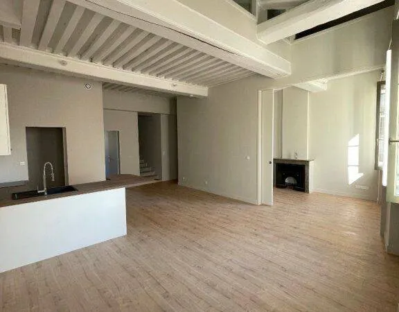 Appartement 3 pièces 107 m²