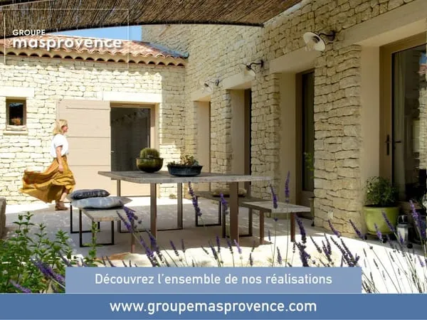 Terrain à bâtir de 800 m² à JOUQUES (13)