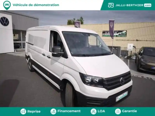 Volkswagen Crafter fg 35 l3h3 2.0 tdi 140ch business traction bva8 — photo 2
