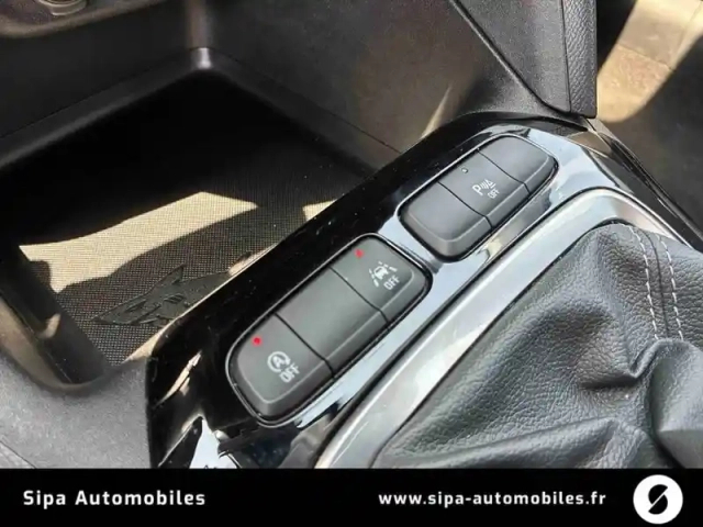 Opel Corsa 1.2 75 ch bvm5 — photo 26
