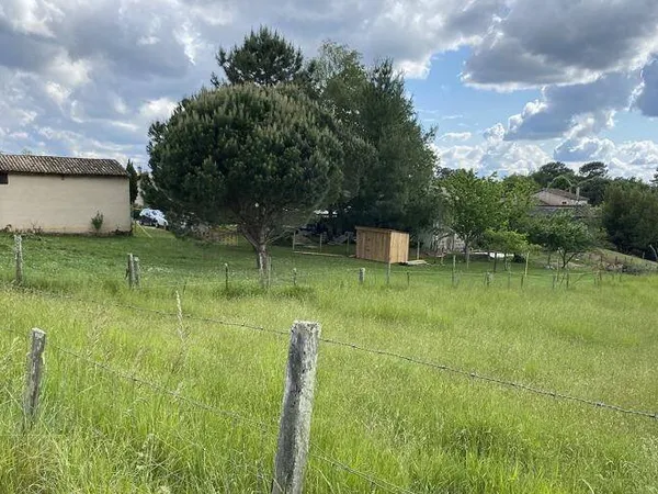 Terrain constructible 2530 m²