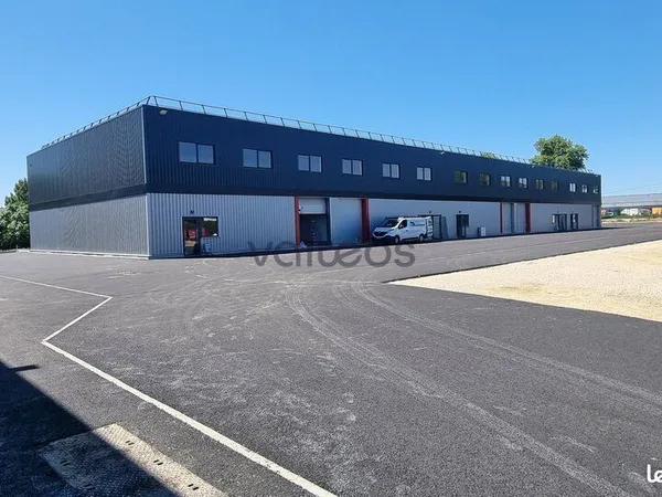 LOCAL D'ACTIVITE 720 m² BRUGUIÈRES