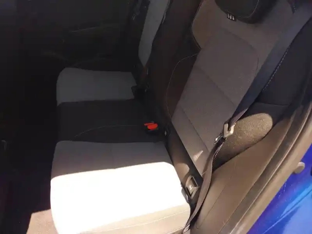 Renault Clio blue dci 100 ch gsr2 — photo 4