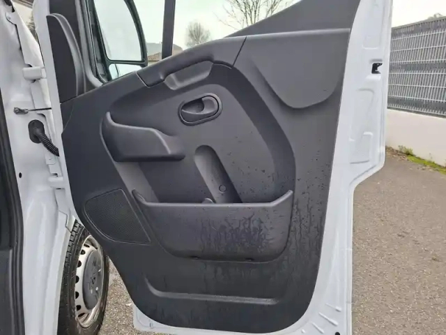 Renault Master fgn trac f3500 l2h2 blue dci 135 — photo 90