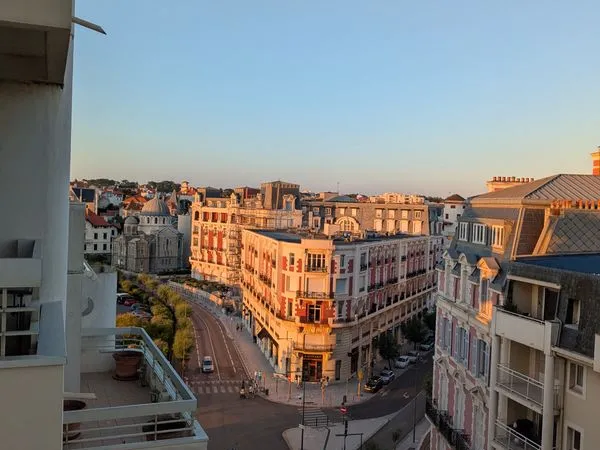 Location Étudiante (Bail 9 mois) - Studio meublé au coeur de Biarritz