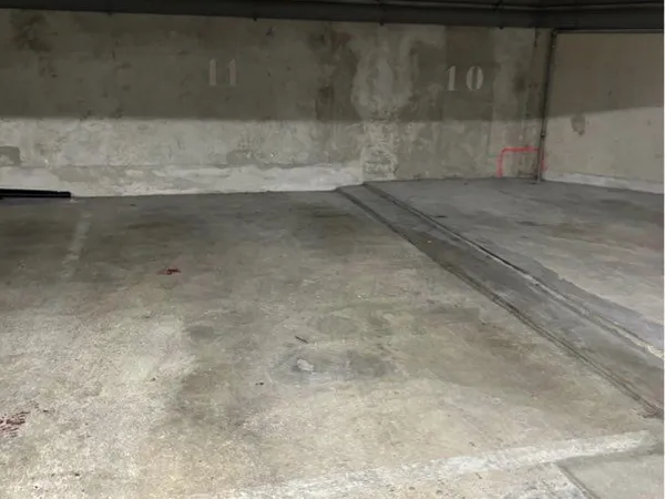 Place de parking sécurisée au -1