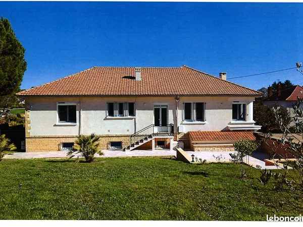 Magnifique maison de 200 m² avec jardin arboré de 2 500 m² - sarlat-la-canéda (24200)