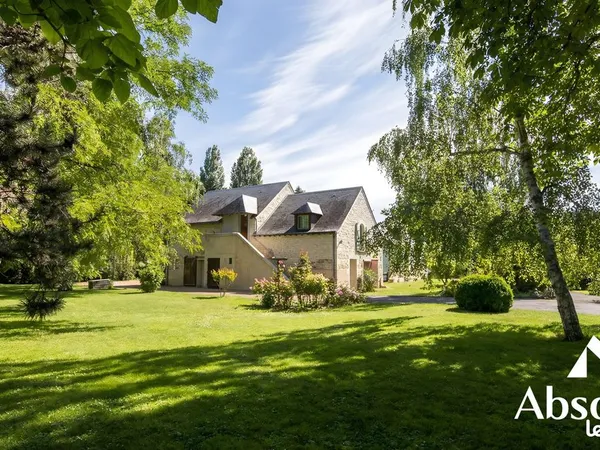 Propriété 10 pièces 208 m²