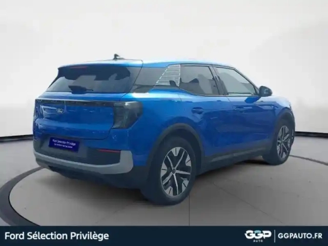 Ford Explorer 286ch extended range 77kwh rwd — photo 5