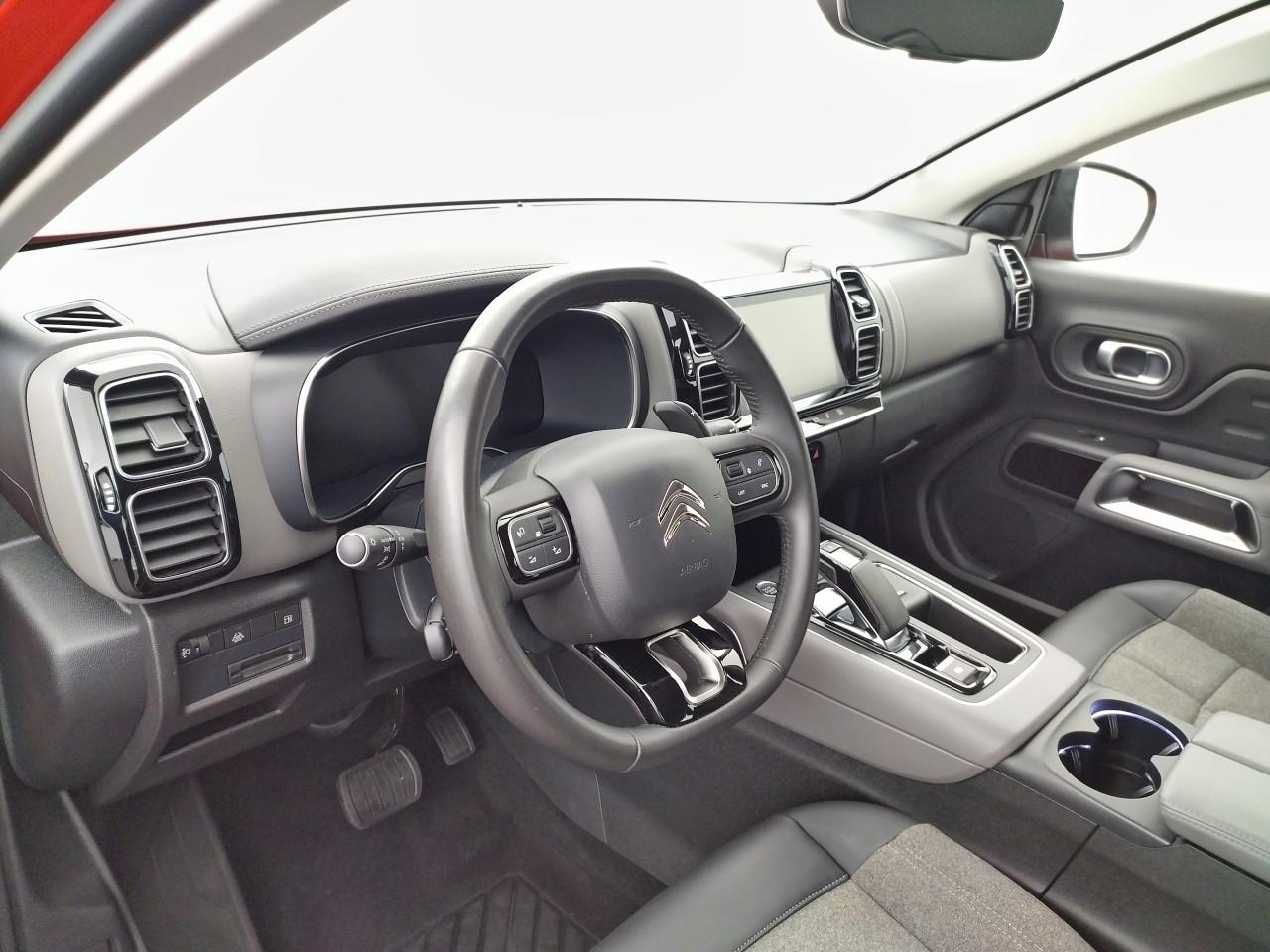 Citroën C5 Aircross hybride rechargeable 225 s&s e-eat8 feel — photo 9