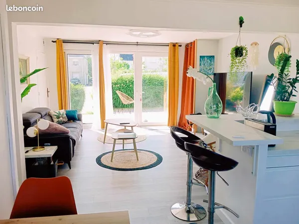 T3 avec terrasse et jardin privative centre bourg