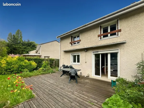 Maison 5 pièces 96 m²