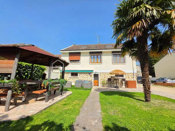 Maison 8 pièces 188 m²