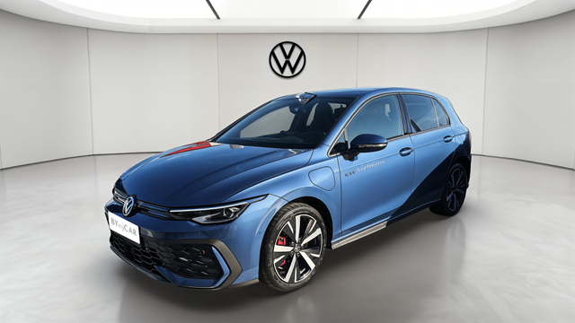 Volkswagen Golf 1.5 eHybrid 272 DSG6
