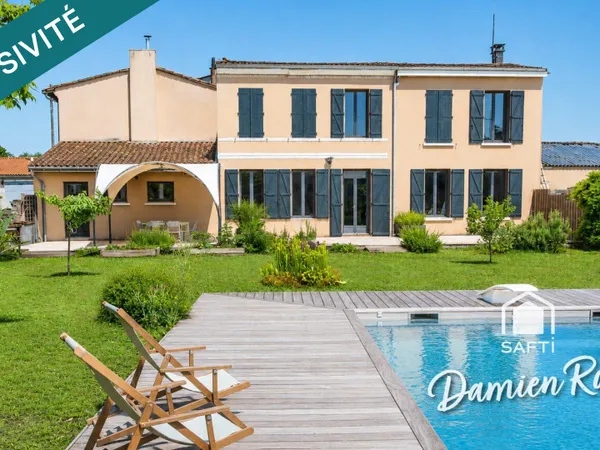 Maison en pierre de 200m² avec piscine et dépendance