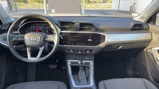 Audi Q3 2.0 TDI 150 S-Tronic 7 - Business Line – 2022 – 80028 km – Diesel – Boîte Automatique — photo 23