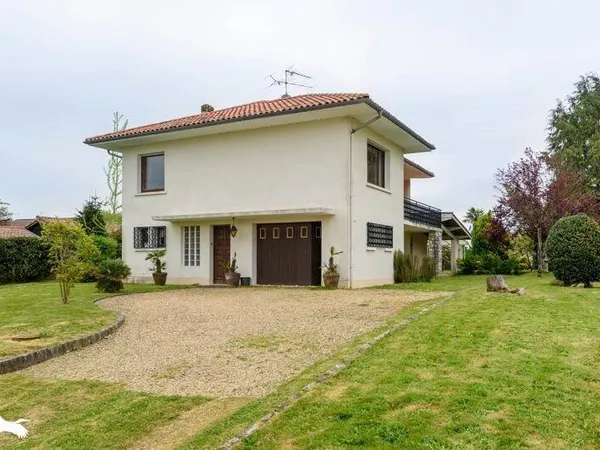 Maison 6 pièces 153 m²