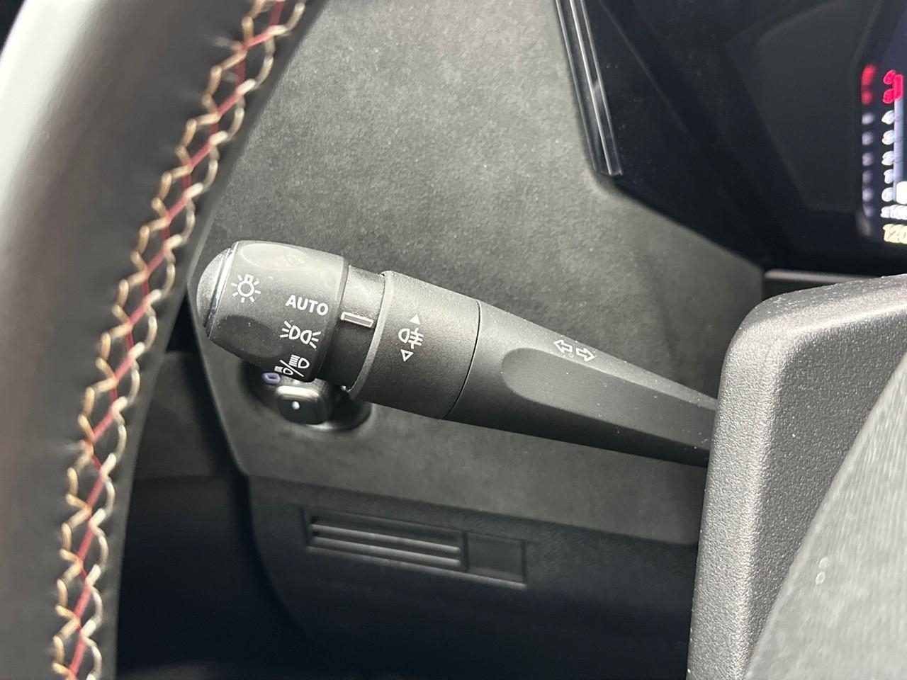 Ds Ds 4 bluehdi 130 eat8 performance line+ — photo 19