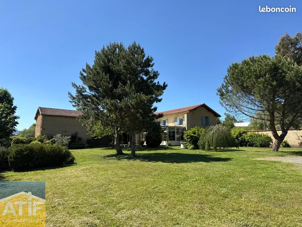 Maison 6 pièces 144 m²