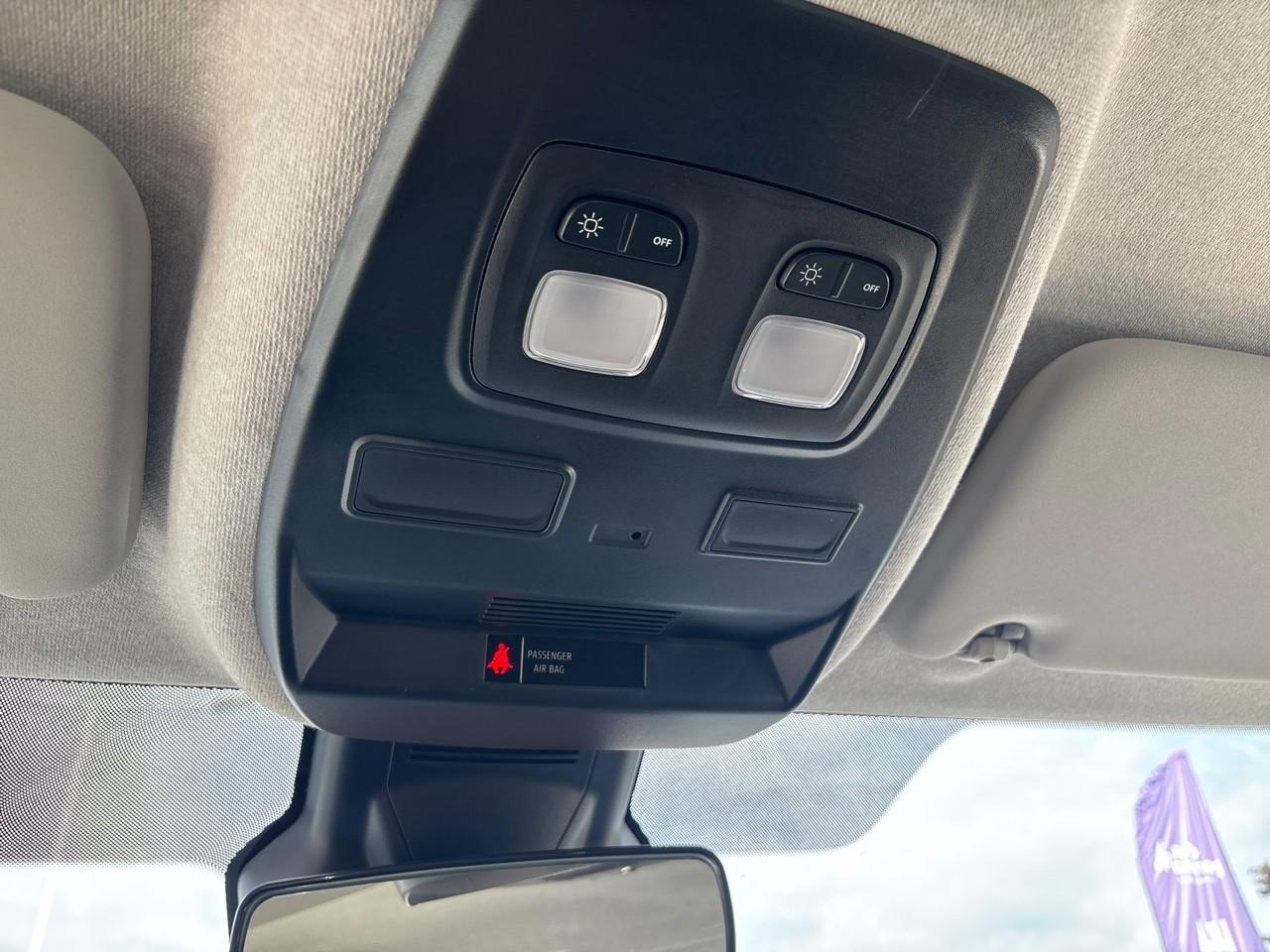 Renault Trafic l2 2.0 blue dci 150ch s&s zen 8 places — photo 25