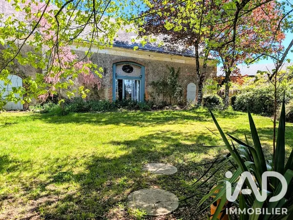 Maison 9 pièces 207 m²