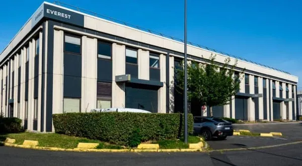 Bureaux 997 m²