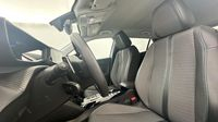 Peugeot 2008 1.2 PureTech 130ch S&S Allure Pack EAT8 — photo 9