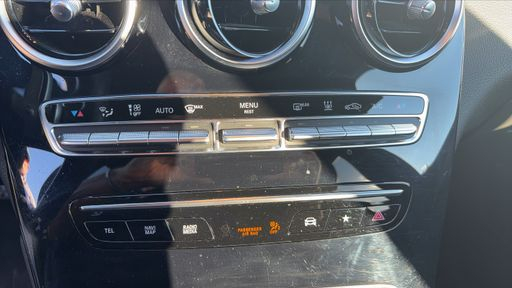 Mercedes GLC 300 e  320 EQ Power 4Matic 9G-Tronic - AMG Line – 2021 – 87265 km – Hybride rechargeable – Boîte Automatique — photo 13