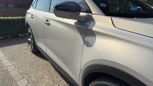 DS DS7 Crossback E-tense 1.6 THP 300 Plug in Hybrid 4X4 EAT8 - Opéra – 2023 – 28166 km – Hybride rechargeable – Boîte Automatique — photo 4