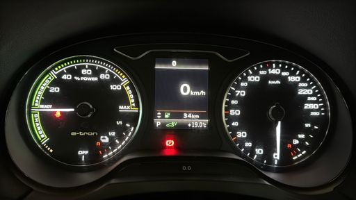 Audi A3 Sportback 1.4 TFSI e 204 Hybrid S-Tronic6 - Ambition Luxe – 2014 – 179431 km – Hybride rechargeable – Boîte Automatique