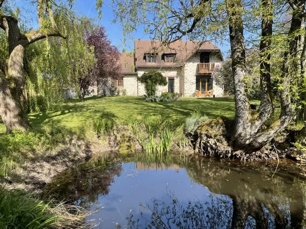 Loue maison individuelle meublée à 15km de Rambouillet, T6, 170m², grand jardin