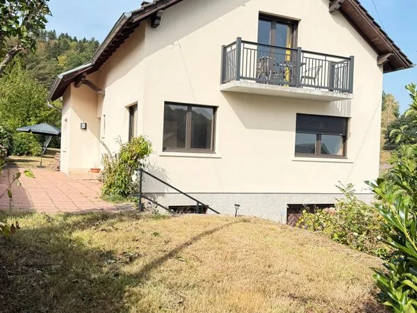 Maison rénovée 137 m² à Barembach/Schirmeck - Possibilité de 2 appartements indépendants