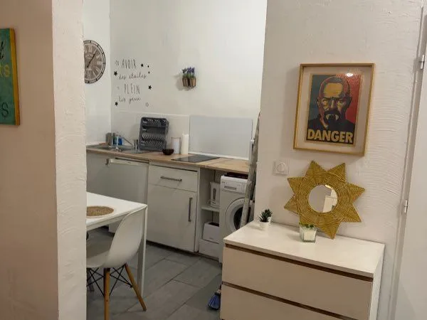 Studio proche des Catalans /libre 1/12 pour4/5 mois max