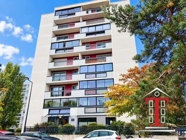 Appartement de type 4 - 3 chambres avec ascenseur et balxon