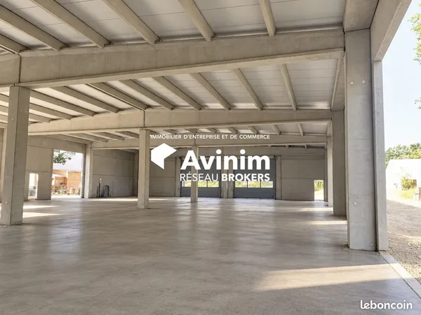 Local 482 m² Montauroux