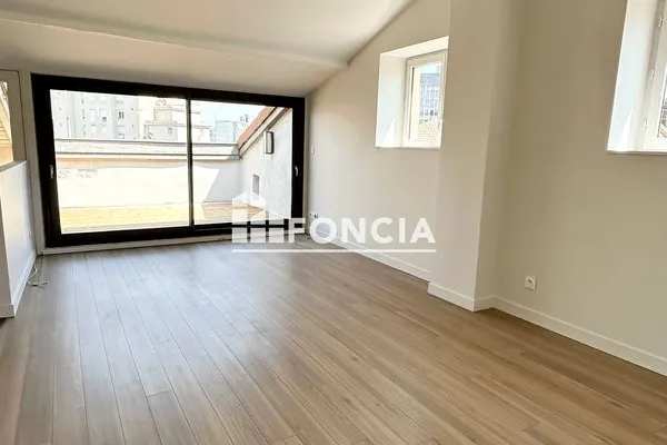 Appartement 2 pièces 61 m²