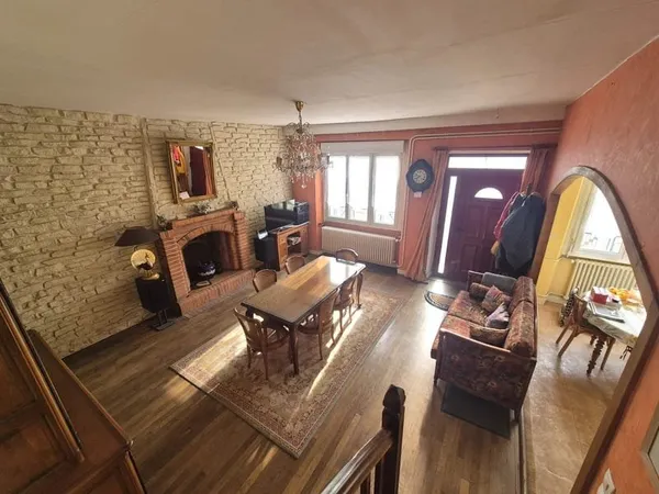MAISON EN PIERRE HYPER CENTRE DE 4 CHAMBRES