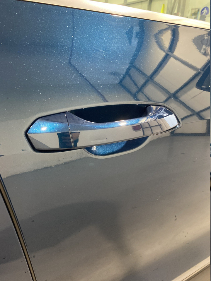 Audi e-tron — photo 49