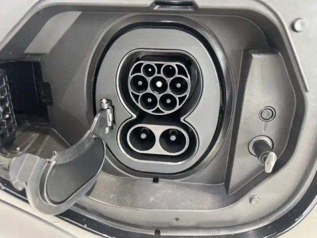 Toyota C-Hr design grande autonomie 77 kwh 224ch grand — photo 18