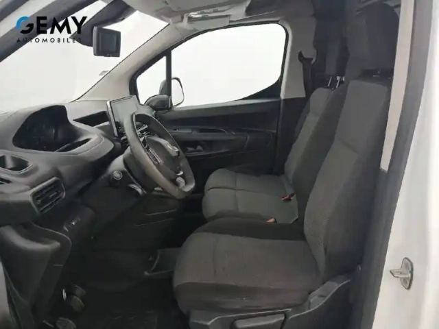 Peugeot Partner fourgon standard 650 kg bluehdi 100 s&amp;s bvm6 — photo 32