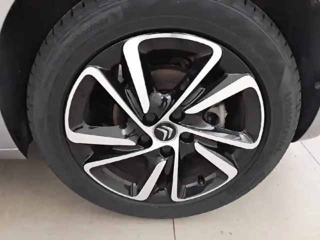 Citroën C4 spacetourer puretech 130 s&amp;s eat8 — photo 38