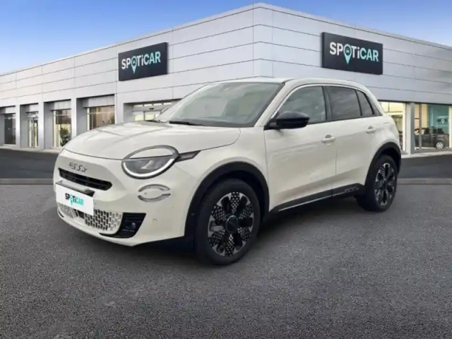 Fiat 600 e 156ch 54kwh la prima