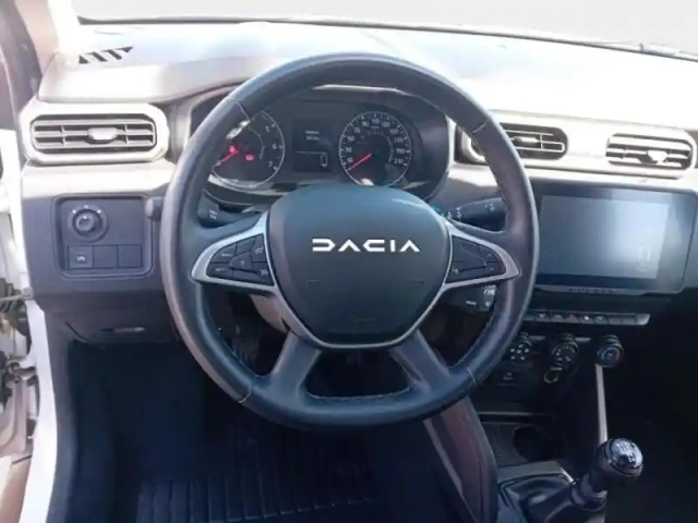 Dacia Duster 1.0 eco-g 100ch expression 4x2 — photo 15