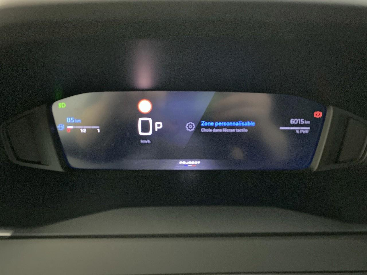 Peugeot 2008 hybrid 145 ch e-dcs6 allure — photo 13