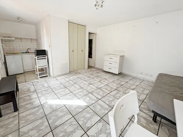 Studio 1 pièce 22 m²