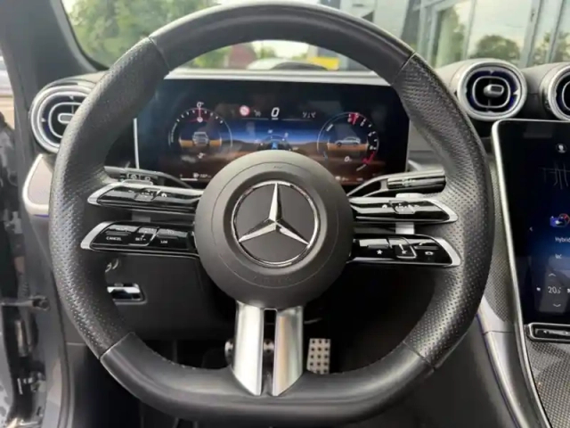 Mercedes Glc 300 e  hybrid eq 4matic am — photo 25