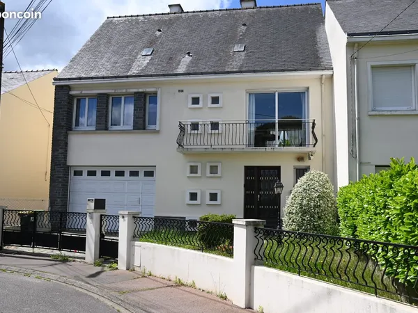 Maison T6 quartier Calme